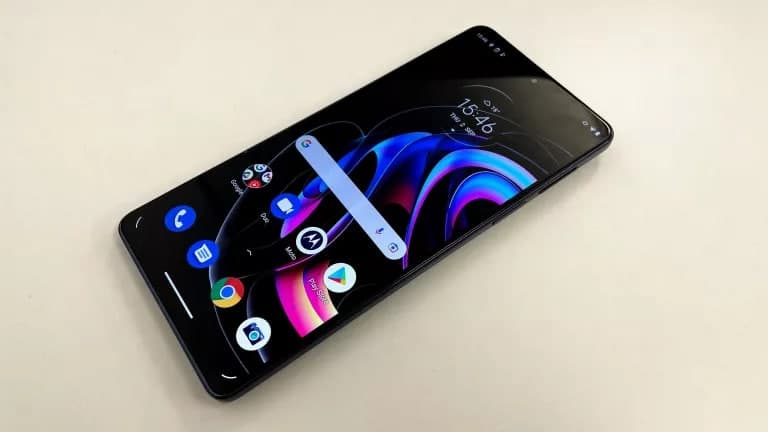Motorola Edge 20 Pro review: a phone on the edge of fun