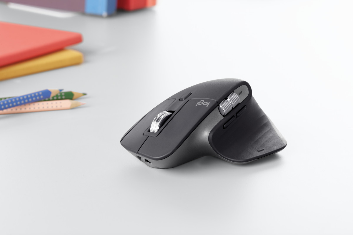 Logitech releases Logi Bolt wireless technology: Provides higher security for Bluetooth keyboard/mouse.